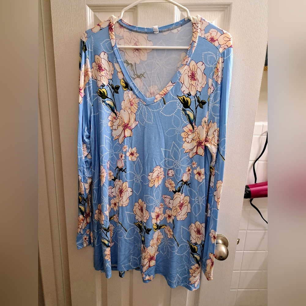 Floral V-Neck Long Sleeve Dress
